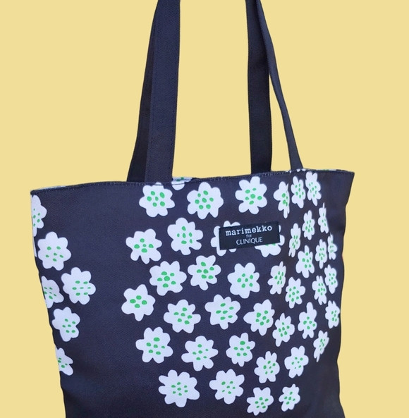 marimekko x Clinique Black and White Floral Tote Bag 16" x 13.5" - Picture 7 of 17